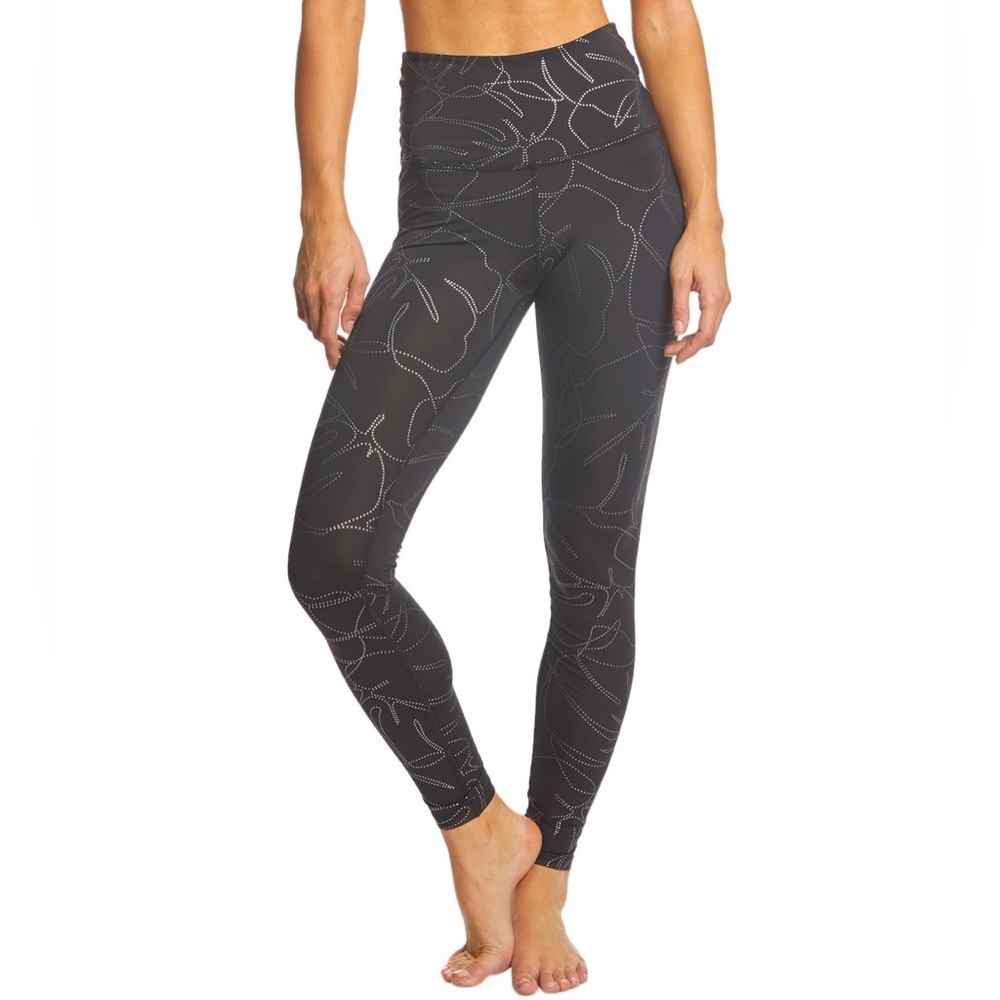 Women's Black Patterned Leggings